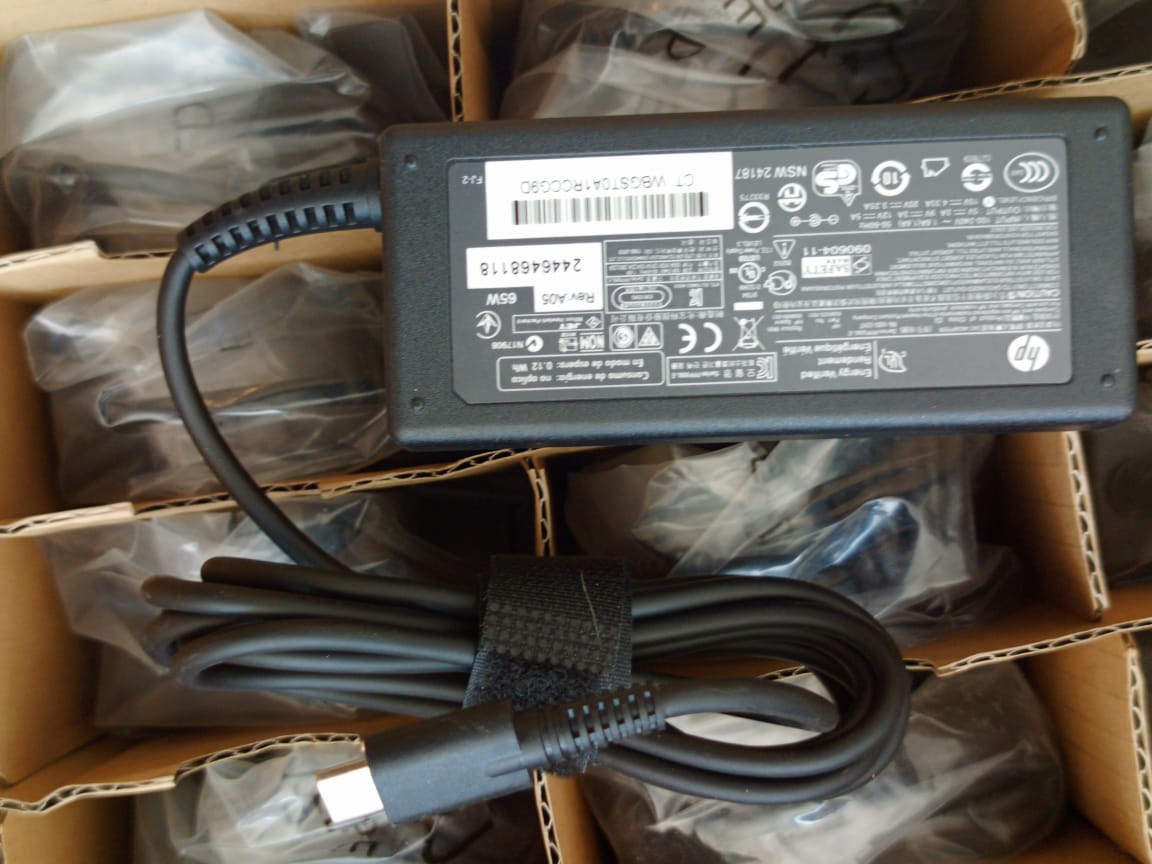 HP TYPE C CHARGER 65 WATT ORIGINAL